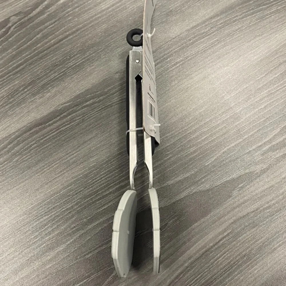 Disney Star Wars Mandalorian Heat Resistant Silicone Tongs Cookware Bakeware NEW